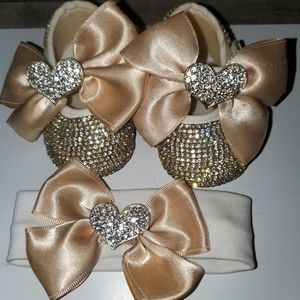 Baby girl studed booties with head band